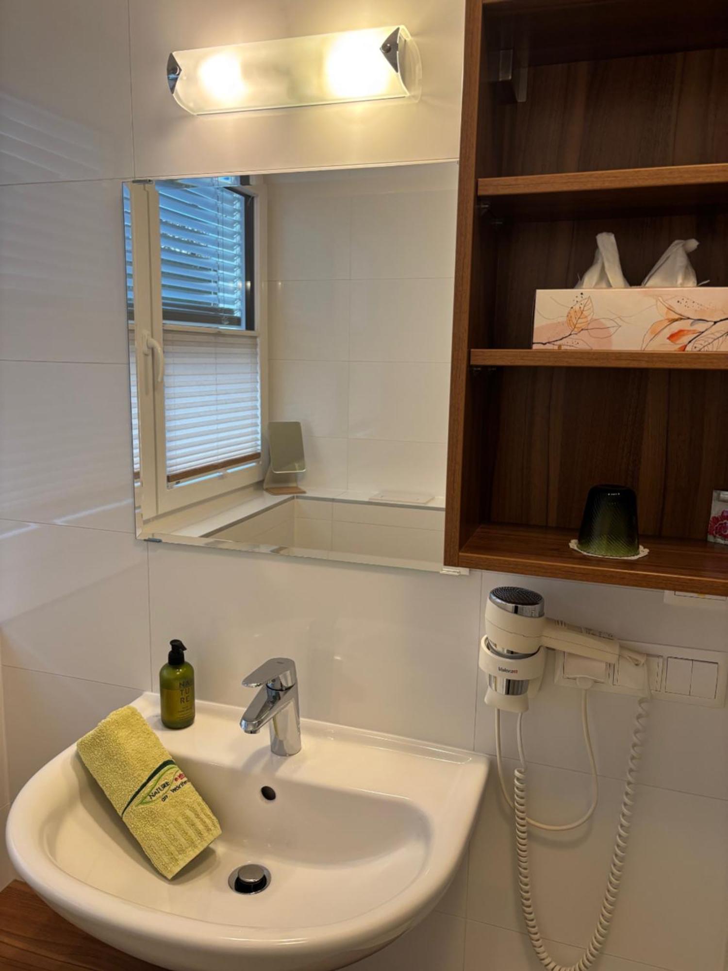 "Nature Erleben" Appartement & Komfortzimmer Velden am Wörthersee Dış mekan fotoğraf